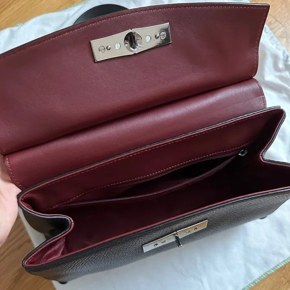 Longchamp purse - Picture 9 of 13